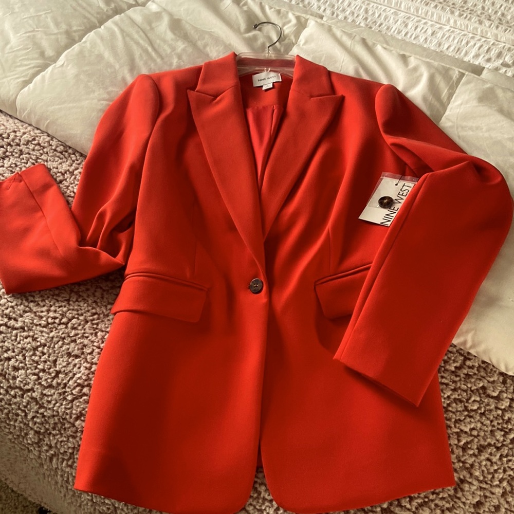 NINE WEST     Blazer